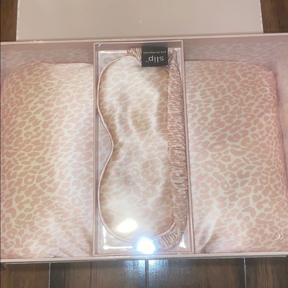 Slip Pure Silk Beauty Sleep to go set main image 7